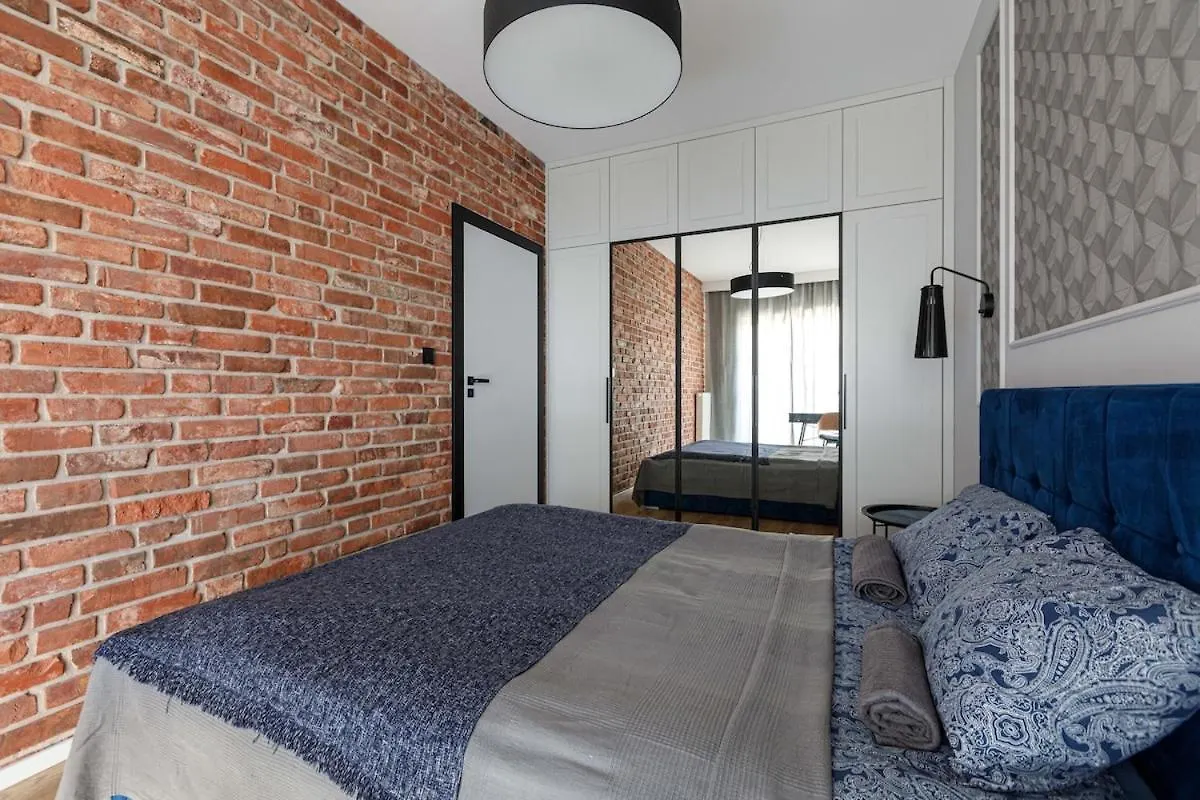 Central Wroclaw Apartment - City Center - One Bedroom Apartment - Jp19 0*,  Poland